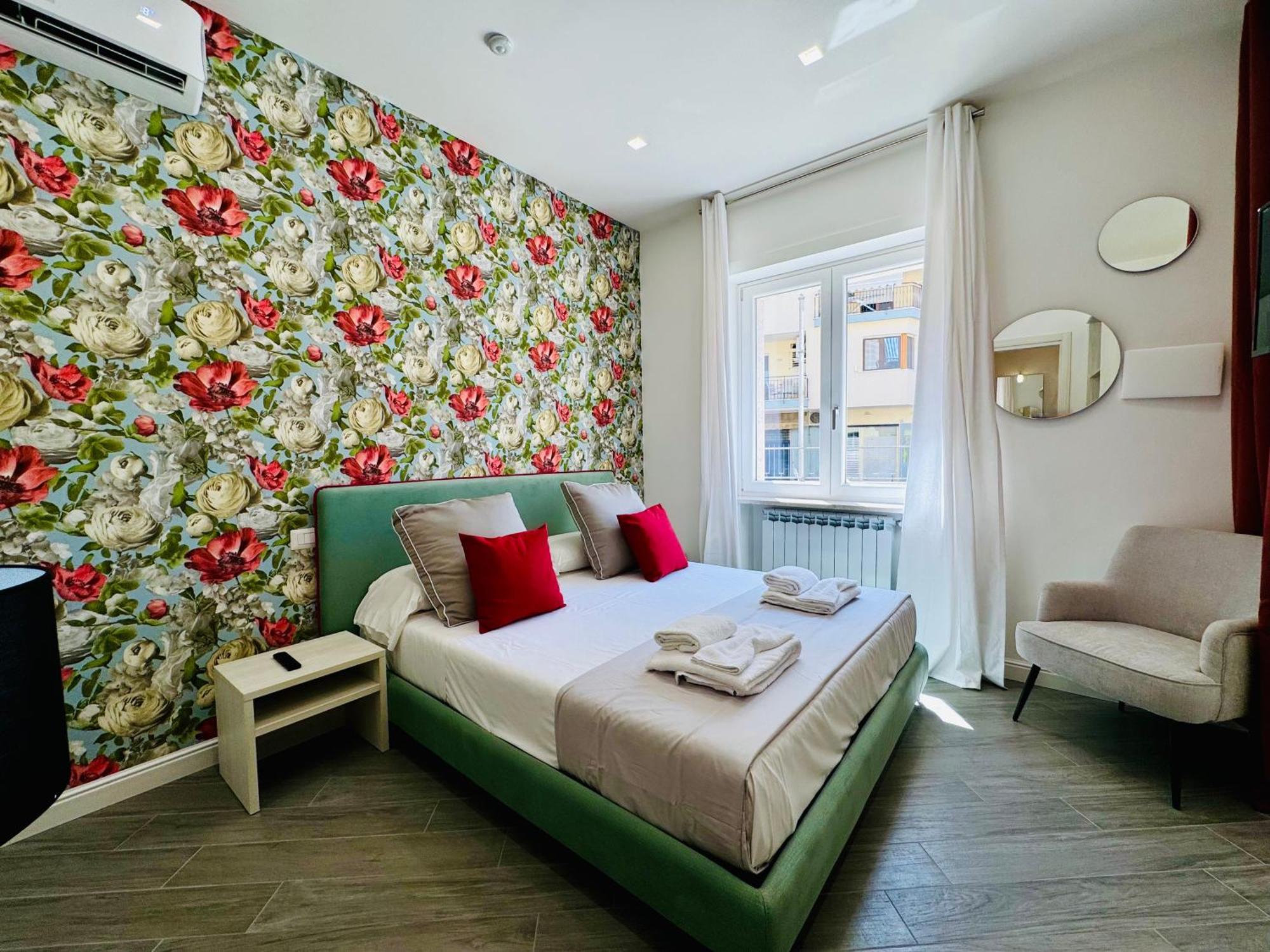 Yourhome - Santa Lucia Rooms Сорренто Экстерьер фото