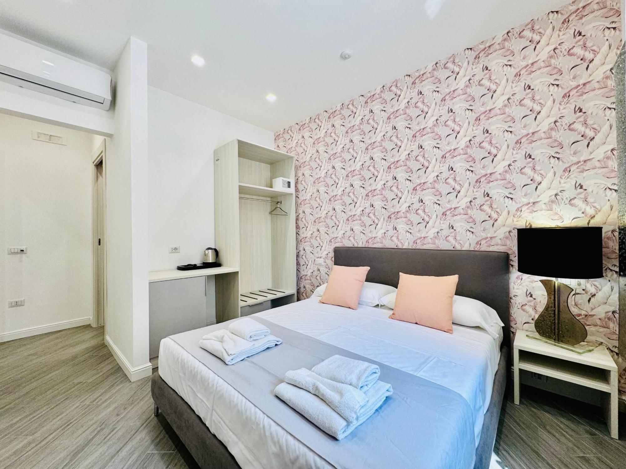 Yourhome - Santa Lucia Rooms Сорренто Экстерьер фото